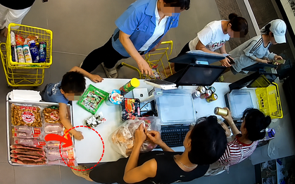 Một đoạn video đưa con đi học khiến nhiều phụ huynh giật mình: Hóa ra không ít cha mẹ đang thất bại vì "giáo dục ngầm" trong gia đình