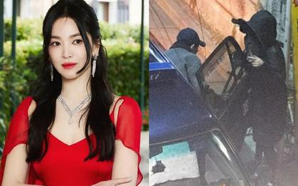 Thông tin người đàn ông bị bắt gặp đi chơi thân thiết với Song Hye Kyo