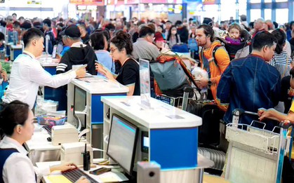 Người dân sắp đi nước ngoài lưu ý loạt điểm mới về tạm hoãn xuất cảnh từ 1/7