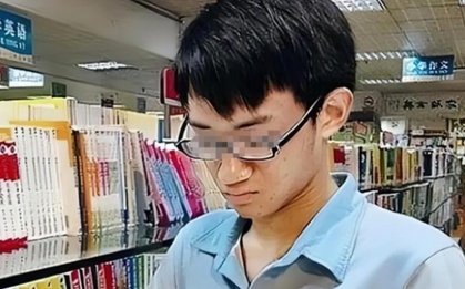 Nam sinh ưu tú thi ĐH bị điểm thấp lè tè, thầy giáo vội xin kiểm tra camera phòng thi, những gì nhìn thấy khiến ông sốc nặng!