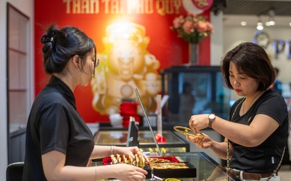 Giá vàng hôm nay 6/7: Tiếp đà hồi phục