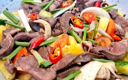 Ở con lợn có 3 phần giàu cholesterol hơn cả thịt mỡ, ăn nhiều "phá" tim mạch: Nhiều người Việt mê, tưởng ăn "sành"