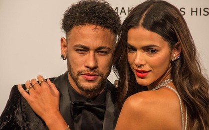 Bạn gái của Neymar là ai?