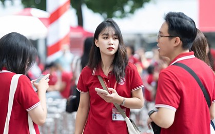 TỔNG HỢP điểm chuẩn BIG4 kinh tế miền Bắc 2026: Nhiều ngành vượt 28 điểm!