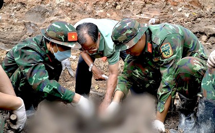 Thêm 12 hài cốt liệt sĩ được tìm thấy tại Công viên Lê Thị Riêng