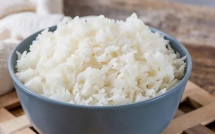 Bữa sáng ăn cơm có gây "nặng bụng"?, chuyên gia đưa ra câu trả lời