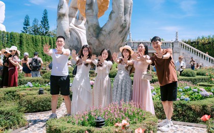 Chơi Bà Nà chưa bao giờ “hời” thế: Xe bus miễn phí, vé "quyền lực" một chạm và loạt trải nghiệm số hóa