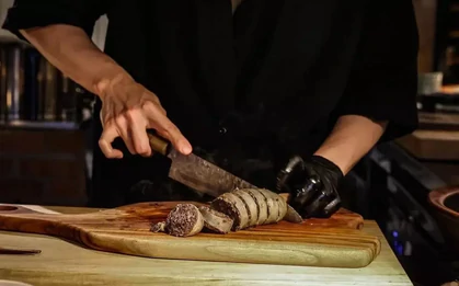 5 món khoái khẩu là "kẻ hủy hoại thận", nhiều người vẫn nhâm nhi mỗi ngày: ăn như vậy thận nào chịu nổi?