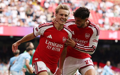 Arsenal thắng Man City 3-0, giành Siêu cúp Anh