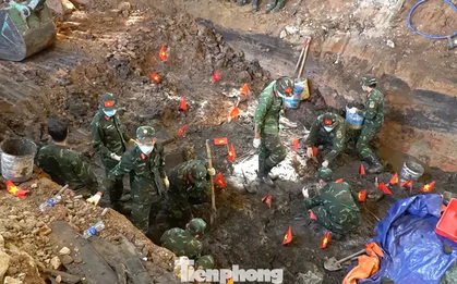 Mở rộng khai quật, phát hiện thêm 24 bộ hài cốt liệt sĩ tại công viên Lê Thị Riêng