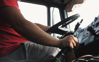 Nam tài xế 46 tuổi phát hiện nhiễm HIV khi khám tiêu chảy, nghẹn ngào thừa nhận: "Chỉ 1 lần duy nhất..."