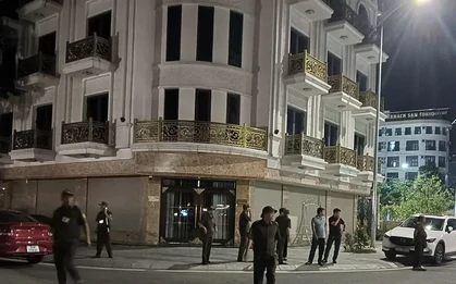 NÓNG: Công an, kiểm sát viên xuất hiện tại nhà Hải Sapa TV