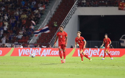 Vietjet và Vikki “tiếp lửa” – Việt Nam rực đỏ Bangkok, thắng Thái Lan lượt đi chung kết ASEAN Cup