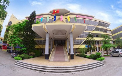 Mưa bão liên tục, 1 học viện ra thông báo nóng: Các em 2k8 cập nhật ngay