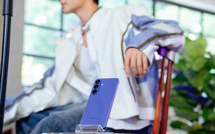 Từ nụ hôn đầu đến lần cột mốc thăng tiến sự nghiệp, Galaxy S26 FE tái hiện  sống động khoảnh khắc Epic của người dùng