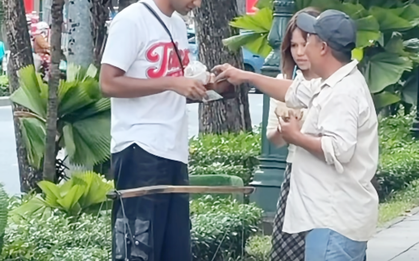 Xác minh thông tin “chặt chém” du khách 330.000 đồng/quả dừa ở TP.HCM