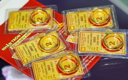 Vì sao ngày càng nhiều người mua vàng nhìn cả giá bán ra?