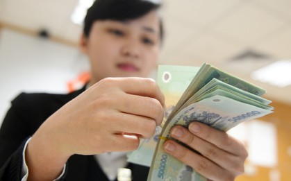 Một ngân hàng tăng 40% thu nhập cho nhân viên