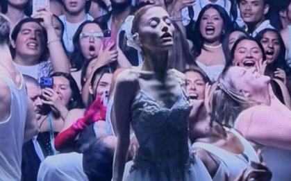 Sự khô héo của Ariana Grande khiến tất cả mệt nhoài