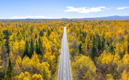 Trung Quốc xây siêu vành đai cao tốc 27.000 km, dài hơn một nửa chu vi trái đất, nối hàng trăm cửa khẩu, cảng, danh lam thắng cảnh