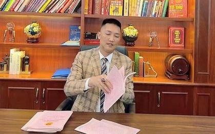 Bất ngờ: Huấn Hoa Hồng từng là Chủ tịch công ty bất động sản với slogan nổi tiếng “có làm thì mới có ăn”