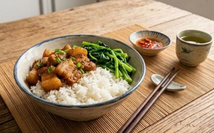 Tưởng ăn cơm buổi sáng sẽ 'nặng bụng', chuyên gia dinh dưỡng nói điều bất ngờ