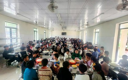 Điện Biên khẩn cấp rà soát việc một hiệu trưởng lên mạng kêu gọi hỗ trợ gạo và gas