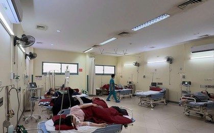 Hơn 50 người công ty may ở Huế phải nhập viện nghi do ngộ độc thực phẩm