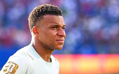 Mbappe lên tiếng về loạt meme "đô đốc" đến cái mác "độc tài"