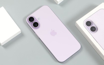 Lý do Apple "giấu nhẹm" iPhone 18 tiêu chuẩn: Nước cờ đầy toan tính của tân CEO John Ternus