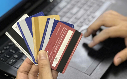 Công an điều tra 27 tài khoản được mở tại nhiều ngân hàng: Phát hiện việc lưu giữ hình ảnh đối phó xác thực sinh trắc học