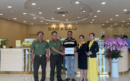 Công an kiểm tra giao dịch chuyển khoản 630 triệu đồng từ tài khoản Nam A Bank sang ACB với nội dung