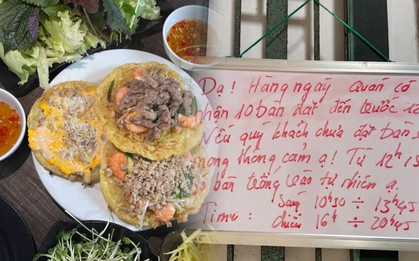 Bánh xèo “gây thương nhớ”: Khách chờ gần 1 tiếng vẫn không bỏ cuộc