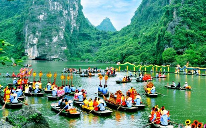 Loạt điểm du lịch nổi tiếng của Ninh Bình thông báo ngưng hoạt động, lý do là gì?