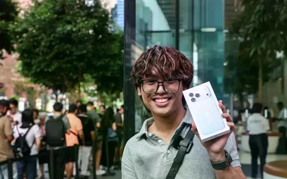 'Fan Táo' quốc tế xếp hàng chờ mua iPhone 18, Singapore có người mua 33 chiếc