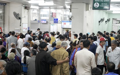 Cảnh tượng bất ngờ ở Bệnh viện Chợ Rẫy và Bệnh viện Đại học Y Dược TP. Hồ Chí Minh trong ngày 18/9: Bác sĩ tiết lộ căn bệnh người dân đến khám đông nhất