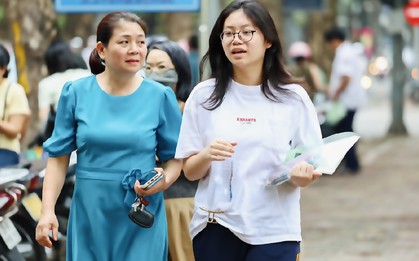 Đổ hàng chục triệu vào IELTS, học sinh, phụ huynh lo "đổi luật" giữa chừng