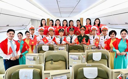 Giai điệu Quốc khánh vang lên ở độ cao 10.000 mét trên chuyến bay Vietnam Airlines