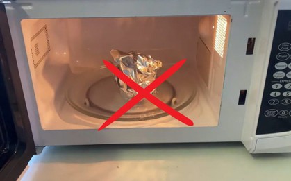 Cảnh báo những ai đang dùng lò vi sóng: Có 3 lỗi nhiều gia đình Việt đang mắc phải