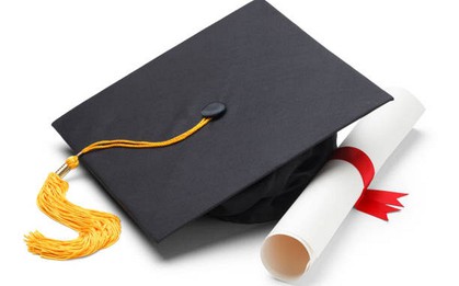 Sinh viên mất 8 năm mới hoàn thành chương trình đại học hơn 8 năm có cấp bằng tốt nghiệp? Bộ GD&ĐT chính thức trả lời
