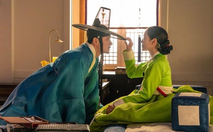 Phim 19+ của Son Ye Jin, Ji Chang Wook bị chê kéo dài và thiếu sức hút