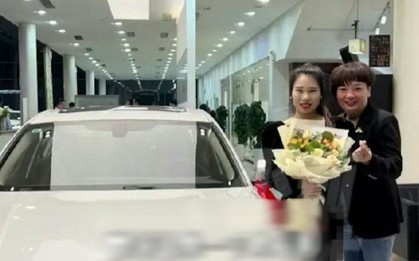 Thương nhân viên phải đi làm bằng xe máy vất vả, sếp tặng mỗi người một chiếc BMW tiền tỷ