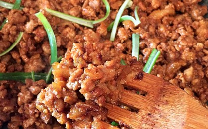 Có một cách làm thịt băm ngon hơn hẳn, đặt vào mâm cơm mà cả nhà khen tới tấp