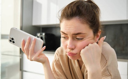 Liệu mỗi miếng ăn có đang đẩy nhanh quá trình teo não? Cảnh báo 3 loại thực phẩm là "chất xúc tác" gây sa sút trí tuệ