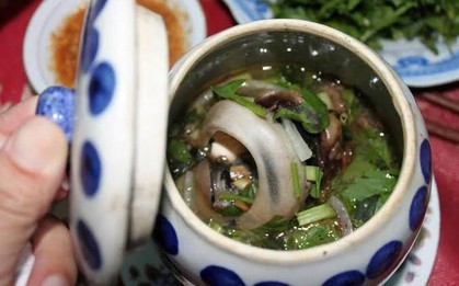 Đặc sản khiến nhiều người Việt còn e dè, khách Tây thử một miếng rồi ăn sạch