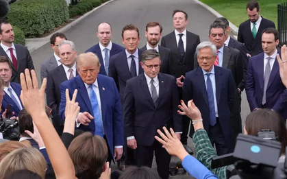 Tổng thống Mỹ Trump ký "hiến pháp" AI cùng các trùm công nghệ