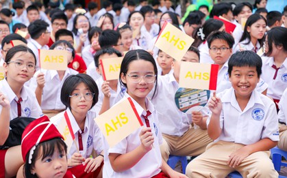 Bài hát khiến hàng triệu phụ huynh vui nhất lúc này: Nghe vài câu là biết ngày "giải phóng" đã đến