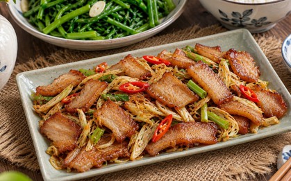 Thịt rang cháy cạnh tưởng đơn giản, nhưng đầu bếp lâu năm luôn làm thêm một bước này: Miếng thịt thơm nức, đậm vị