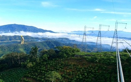 Thế giới dùng máy bay hỗ trợ cũng phải mất 8 năm, Việt Nam lại chỉ cần 2 năm hoàn thành công trình lớn chưa từng có, ngốn 60.000 tấn thép và 280.000 m3 bê tông