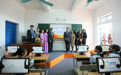 PTI bàn giao phòng học tiếng Anh đa năng và trao tặng thiết bị giảng dạy tại Ninh Bình